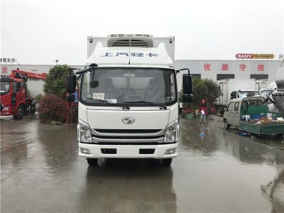 國(guó)六 上汽躍進(jìn)C500自動(dòng)擋4.2米冷藏車(chē)