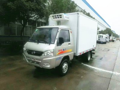 后雙輪小型冷藏車凱馬汽車進(jìn)入市場